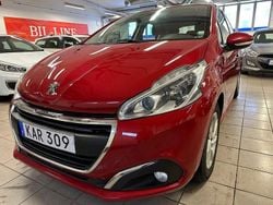 Mörkröd Begagnad 2015 Peugeot 208 Halvkombi | 39 900 kr (Marknadspris)