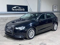 Svart Begagnad 2014 Audi A3 Sportback Attraction Halvkombi | 84 900 kr (Bra pris)