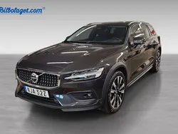 Begagnad 2023 Volvo V60 CC Kombi | 436 900 kr (Lite dyr)