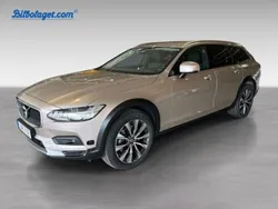 Grå Begagnad 2024 Volvo V90 CC Plus Kombi | 518 900 kr (Dyr)