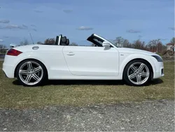 Vit Begagnad 2010 Audi TT Roadster S-Line Cab | 169 900 kr (Marknadspris)
