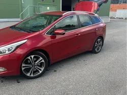 Röd Begagnad 2015 Kia Ceed Sportswagon Comfort Kombi | 72 000 kr (Marknadspris)