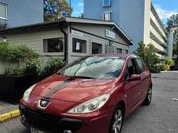 Röd Begagnad 2006 Peugeot 307 Halvkombi | 20 000 kr (Marknadspris)