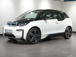 Vit Begagnad 2022 BMW i3 Comfort Edition Halvkombi | 219 400 kr (Marknadspris)