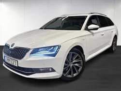 Vit (white) Begagnad 2019 Skoda Superb Business Line Kombi | 259 900 kr (Marknadspris)