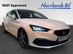Vit (candy white) Begagnad 2022 Seat Leon Kombi | 219 000 kr (Marknadspris)
