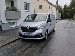 Silver Begagnad 2016 Renault Trafic Van | 143 500 kr (Marknadspris)