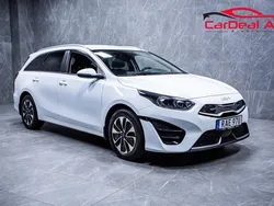 Vit Begagnad 2022 Kia Ceed Sportswagon Advance Kombi | 228 800 kr (Marknadspris)