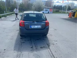 Grå Begagnad 2007 Toyota Corolla Halvkombi | 62 000 kr (Dyr)