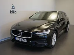 Svart Begagnad 2021 Volvo V60 Momentum Kombi | 299 500 kr (Bra pris)