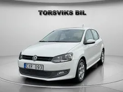 Vit Begagnad 2010 VW Polo Halvkombi | 79 900 kr (Marknadspris)