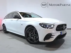 Vit Begagnad 2021 Mercedes E300 AMG Kombi | 349 900 kr (Marknadspris)