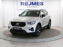 Silver Begagnad 2024 Volvo XC40 Plus SUV | 369 500 kr (Marknadspris)