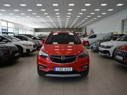 Röd Begagnad 2017 Opel Mokka Dynamic SUV | 159 900 kr (Dyr)
