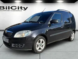 Svart Begagnad 2010 Skoda Roomster Kombi | 34 000 kr