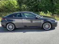 Svart Begagnad 2006 Alfa Romeo GT Distinctive Sportkupé | 75 000 kr