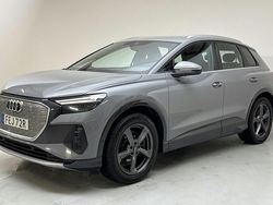 Grå Begagnad 2023 Audi Q4 e-tron Advanced SUV | 259 000 kr (Marknadspris)