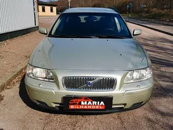 Ljusbrun Begagnad 2005 Volvo V70 Business Edition Kombi | 29 900 kr (Marknadspris)