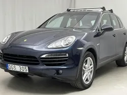 Mörkblå Begagnad 2011 Porsche Cayenne SUV | 200 000 kr
