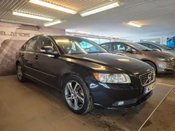 Svart Begagnad 2012 Volvo S40 Momentum Sedan | 54 900 kr (Marknadspris)