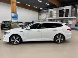 Vit Begagnad 2016 Kia Optima GT-Line Kombi | 139 000 kr (Marknadspris)