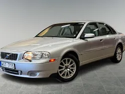 Ljusgrå Begagnad 2004 Volvo S80 Sedan | 59 900 kr (Dyr)