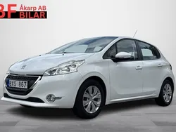 Vit Begagnad 2013 Peugeot 208 Halvkombi | 79 500 kr (Dyr)