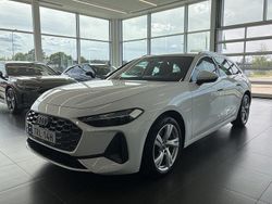 Vit (arkonavit) Begagnad 2024 Audi A5 Advanced Sportkupé | 499 000 kr (Marknadspris)