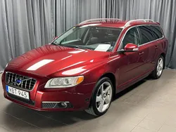 Röd Begagnad 2009 Volvo V70 Summum Kombi | 59 900 kr (Marknadspris)