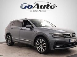 Grå Begagnad 2018 VW Tiguan Allspace R-line SUV | 269 500 kr (Lite dyr)
