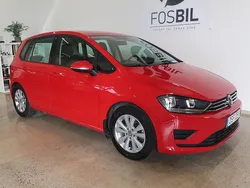 Röd Begagnad 2017 VW Golf VII Halvkombi | 99 900 kr (Bra pris)