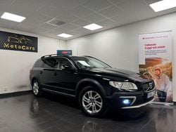 Svart Begagnad 2015 Volvo XC70 Summum SUV | 155 000 kr (Marknadspris)