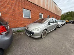 Grå Begagnad 2007 Peugeot 307 Kombi | 3 000 kr (Superpris)