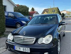 Svart Begagnad 2006 Mercedes C180 Classic Sedan | 30 000 kr (Bra pris)