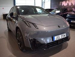 Grå Ny 2025 Lynk & Co 02 SUV | 474 995 kr (Marknadspris)