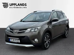 Brun Begagnad 2015 Toyota RAV4 SUV | 144 900 kr (Marknadspris)