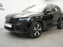 Svart Begagnad 2022 Volvo XC40 Plus SUV | 364 900 kr