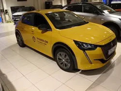 Gul Begagnad 2022 Peugeot e-208 Active Halvkombi | 239 900 kr