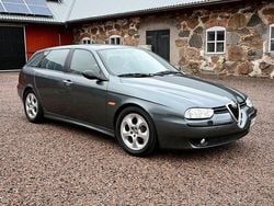 Grå Begagnad 2000 Alfa Romeo 156 Distinctive Kombi | 1 000 kr