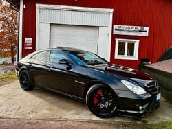 Svart Begagnad 2006 Mercedes CLS55 AMG AMG Sportkupé | 229 000 kr