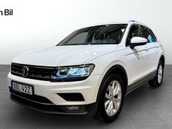 Vit Begagnad 2019 VW Tiguan Comfortline SUV | 259 900 kr (Marknadspris)