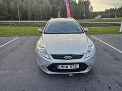 Grå Begagnad 2014 Ford Mondeo Kombi | 69 000 kr (Marknadspris)