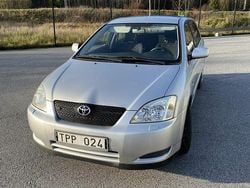 Begagnad 2002 Toyota Corolla Halvkombi | 20 500 kr (Bra pris)