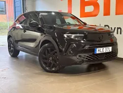 Svart Begagnad 2023 Opel Mokka GS Line SUV | 229 900 kr (Marknadspris)