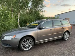 Grå Begagnad 2011 Volvo V70 Momentum Kombi | 70 000 kr (Marknadspris)