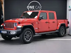 Röd Begagnad 2021 Jeep Gladiator Overland SUV | 689 900 kr
