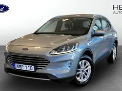 Grå (silver) Begagnad 2022 Ford Kuga Titanium SUV | 269 900 kr (Marknadspris)