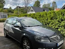 Grå Begagnad 2011 VW Passat Kombi | 55 000 kr (Marknadspris)