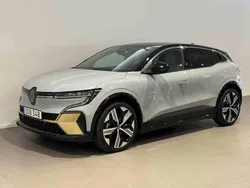 Grå Begagnad 2023 Renault Mégane Iconic Halvkombi | 279 500 kr (Bra pris)
