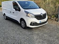 Vit Begagnad 2017 Renault Trafic Van | 90 000 kr